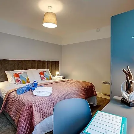 Griffith Halls Of Hotell 3*